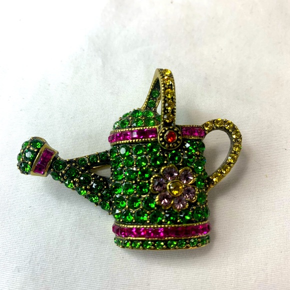 Heidi Daus Jewelry - Heidi Daus Crystal Rhinestone Sparkling Spritzer Watering Can Brooch.